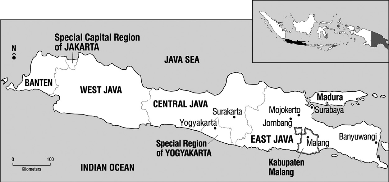 Map showing Malang as well as provinces, special regions, and selected cities of Java. Map drawn by David Wolbrecht, © 2013 University of Washington.