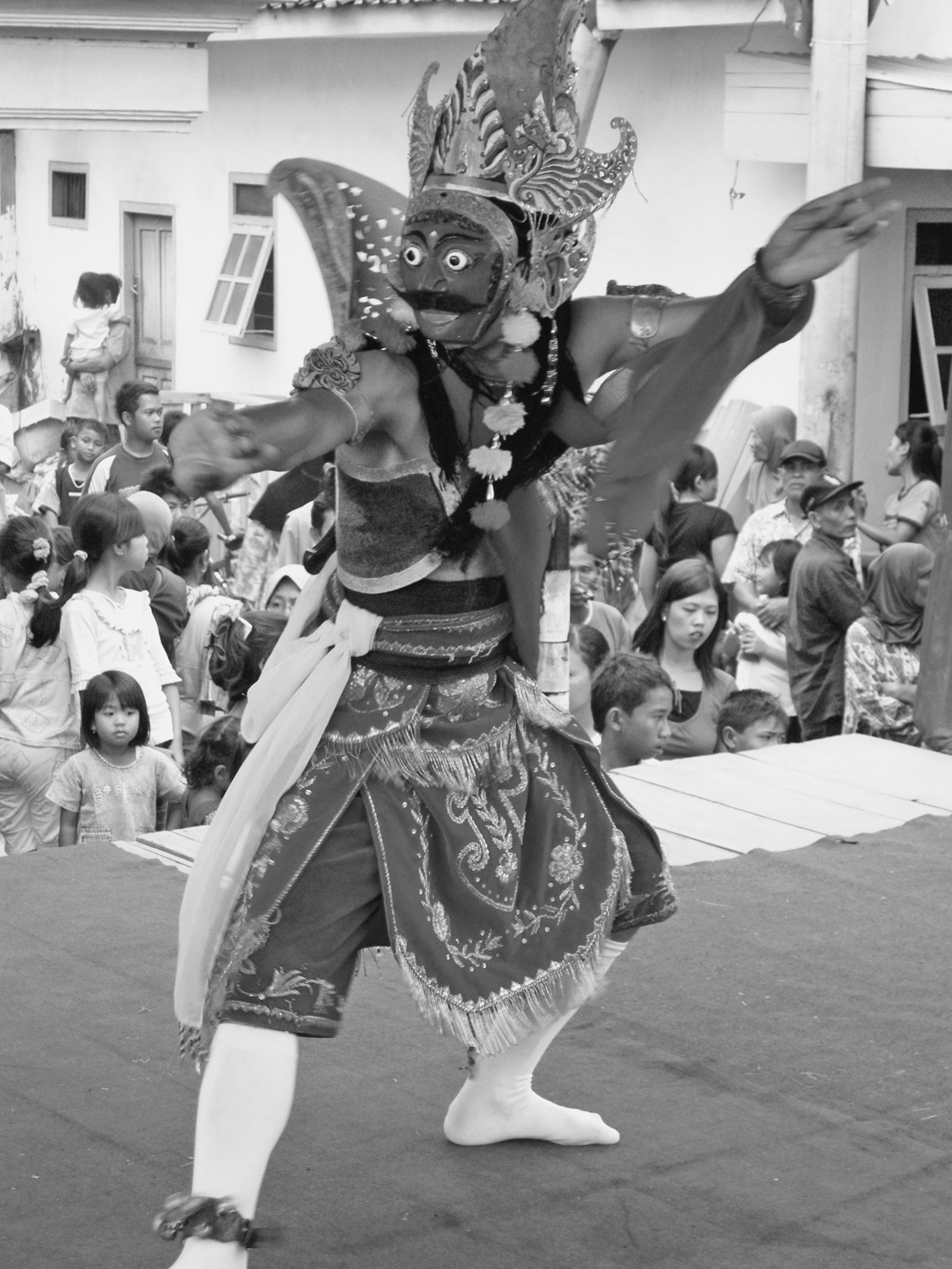 A dancer performs the masked dance Klana. Photograph taken by Mr. Sunardi, 2009.