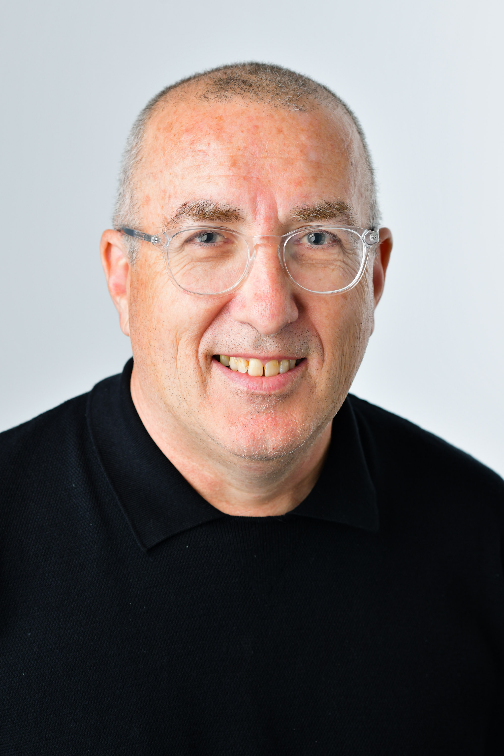 Headshot of Dr Ian Cummins